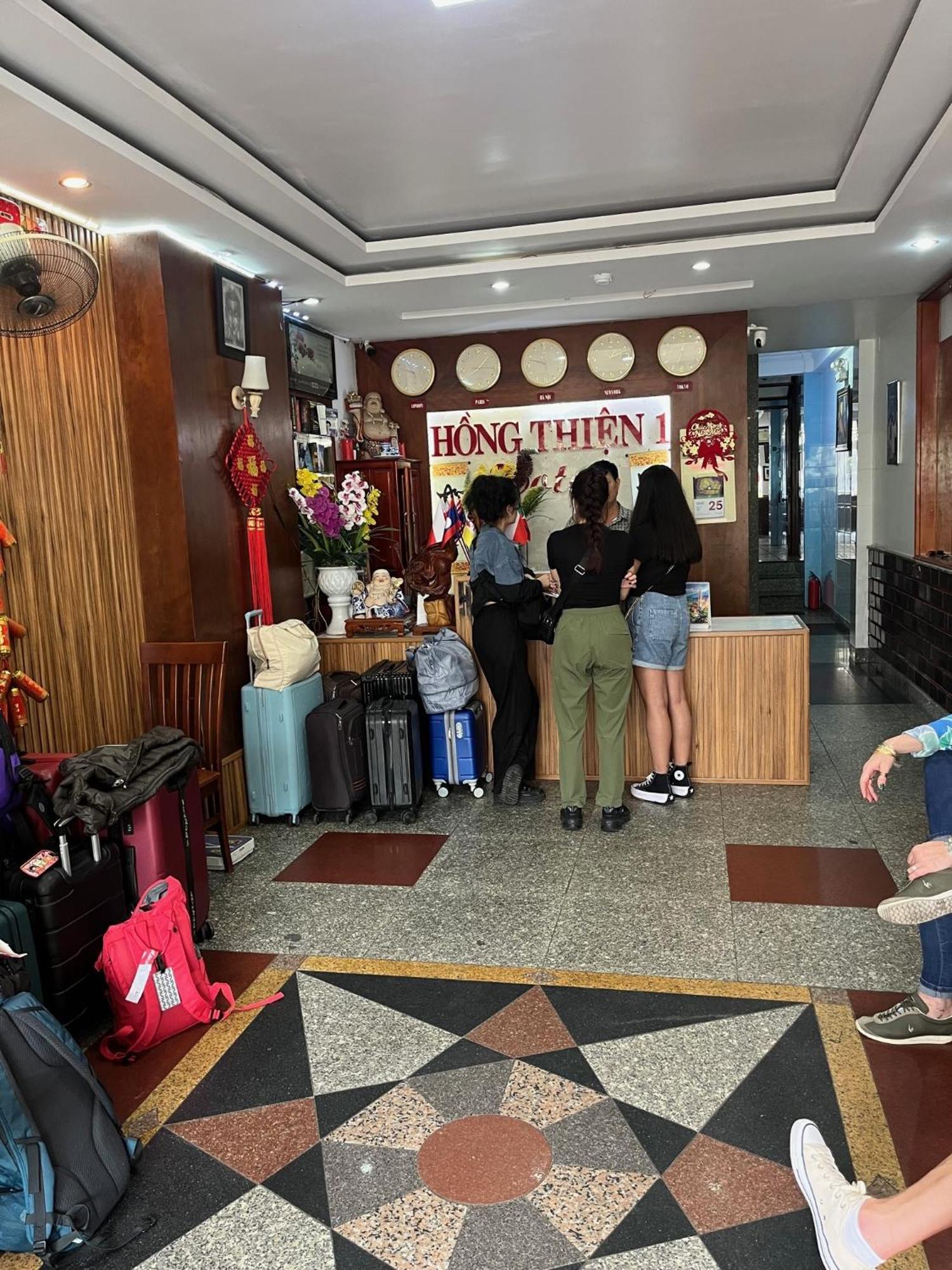 Hong Thien 1 Hotel Хуе Екстериор снимка